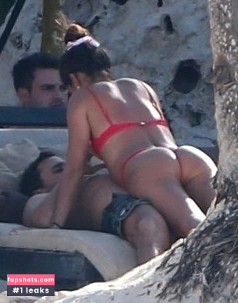 Sara Sampaio gallery photo #2762