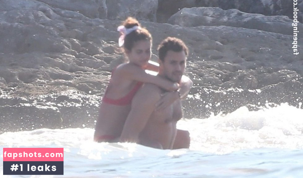 Sara Sampaio gallery photo #2789