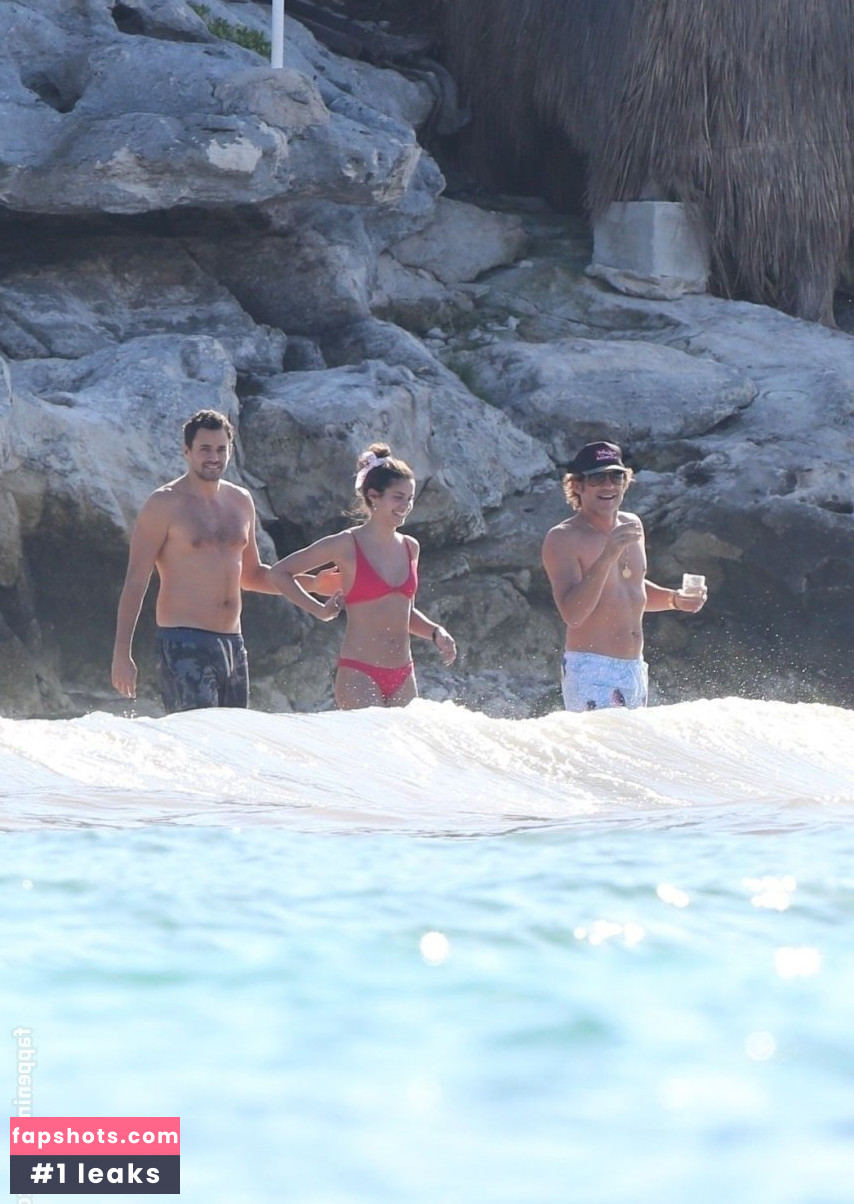 Sara Sampaio gallery photo #2806