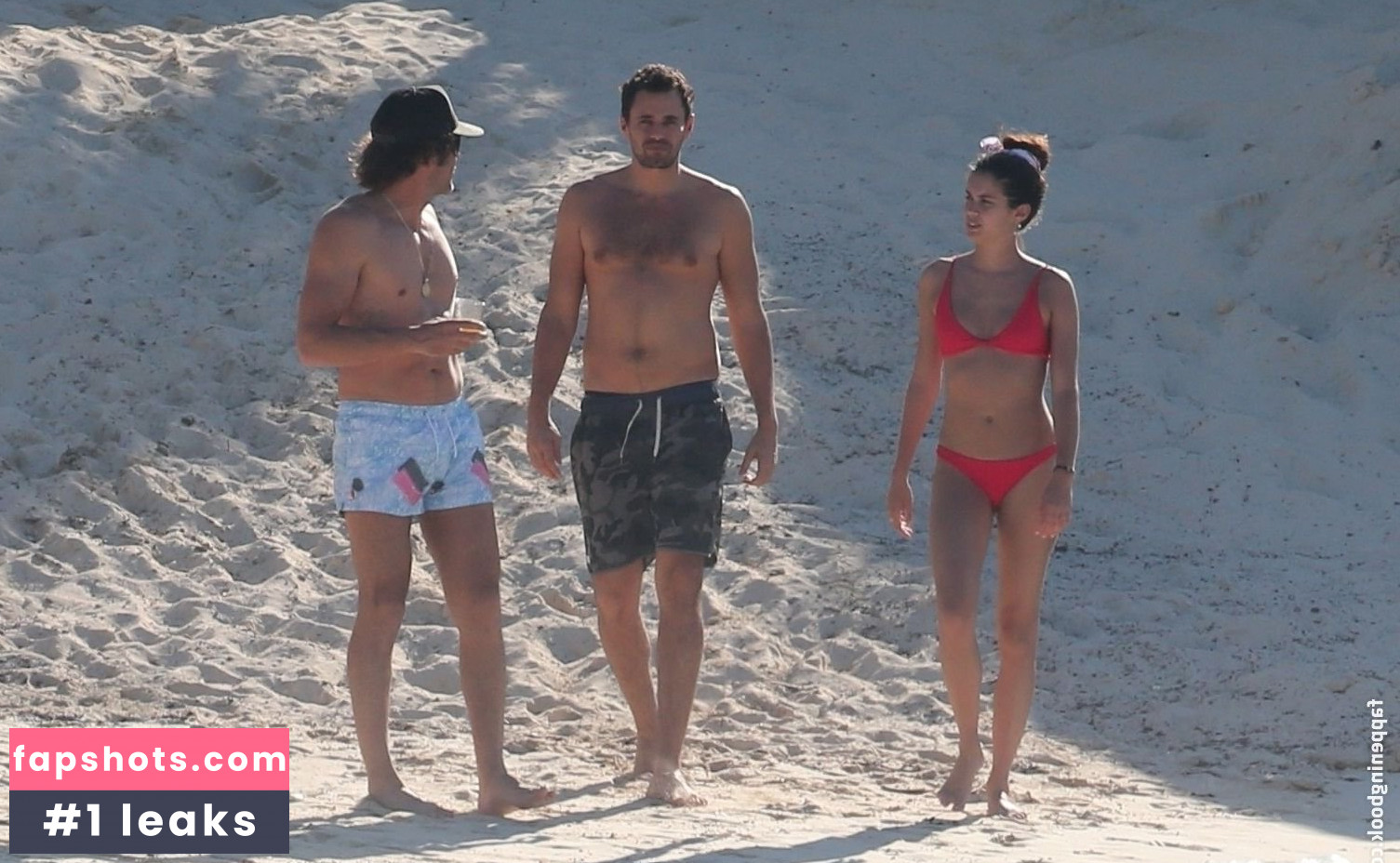 Sara Sampaio gallery photo #2808