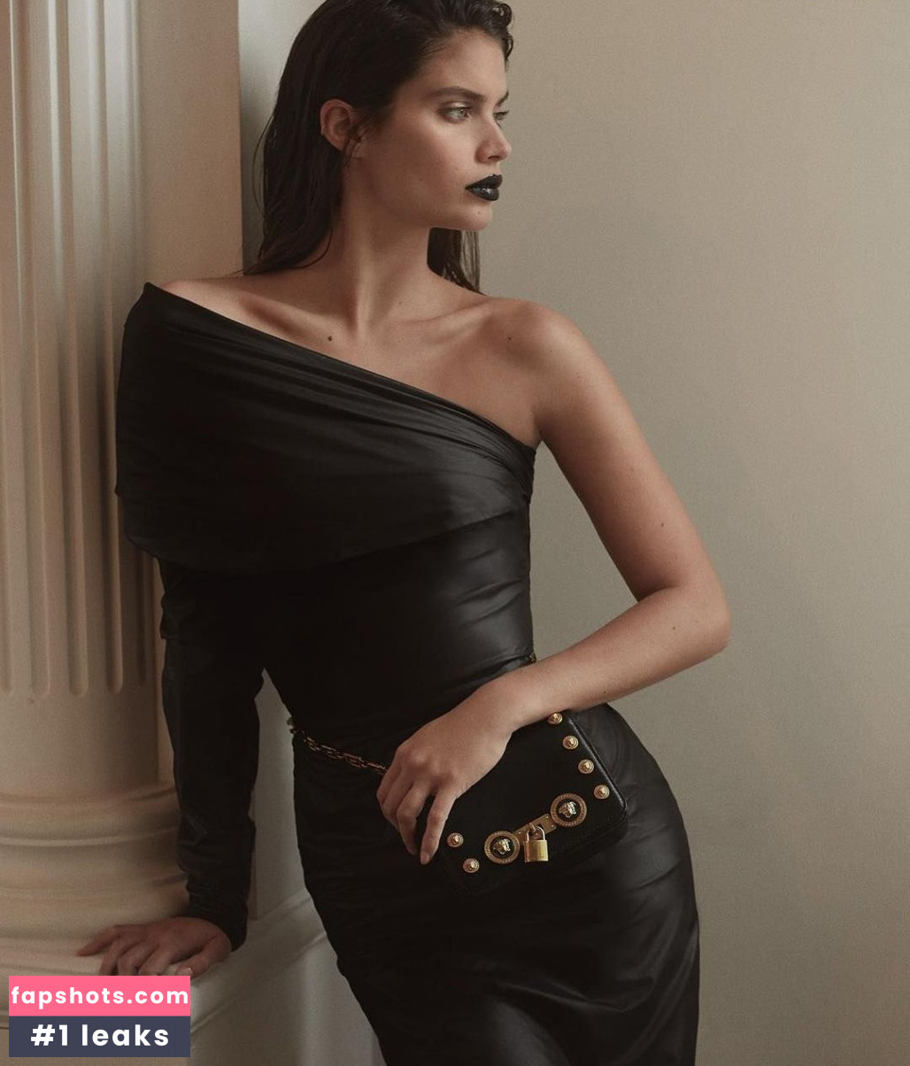 Sara Sampaio gallery photo #2837