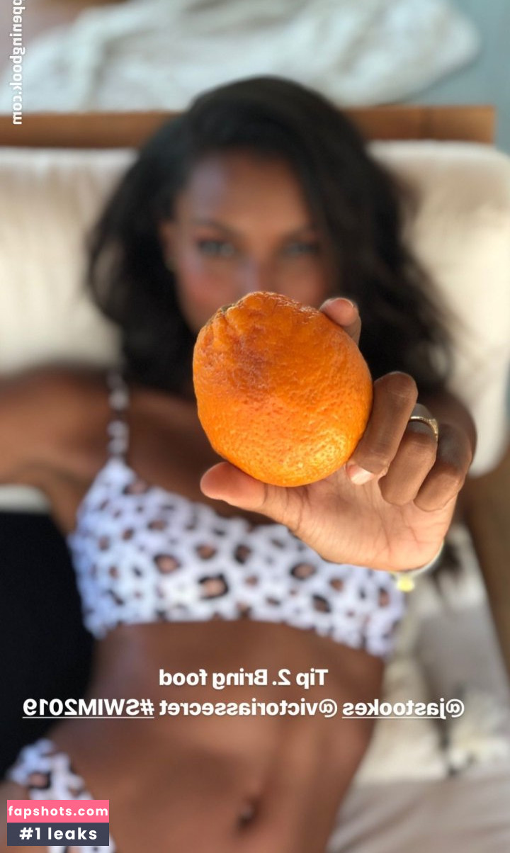 Sara Sampaio gallery photo #2847