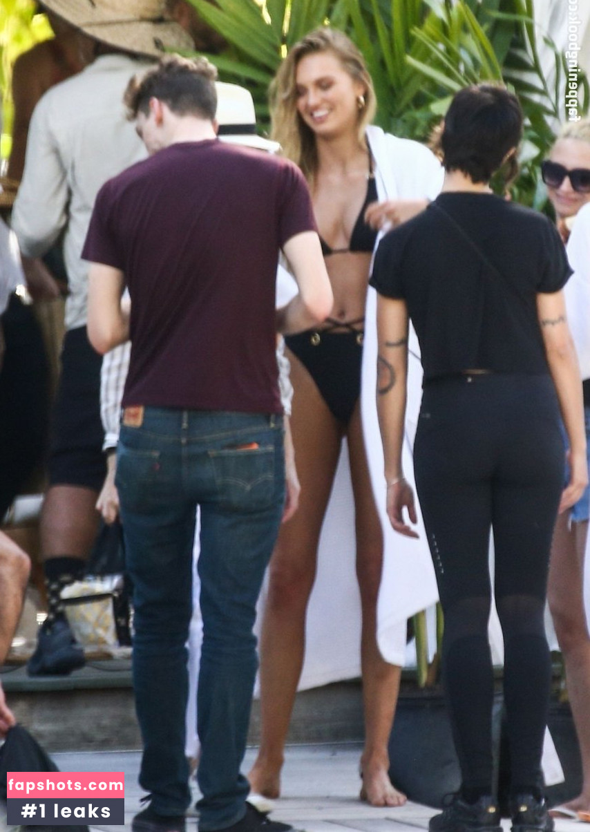 Sara Sampaio gallery photo #2857