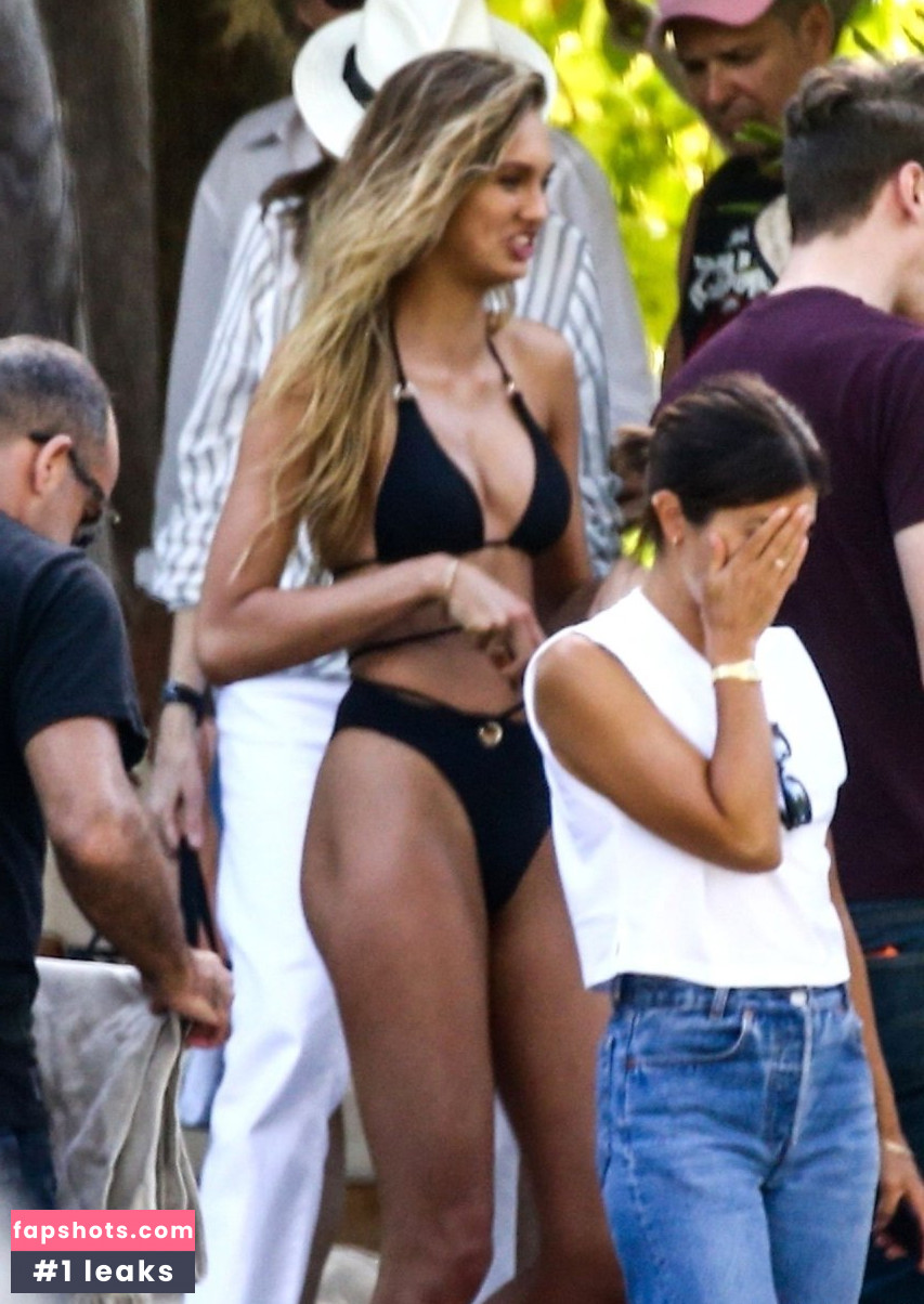 Sara Sampaio gallery photo #2865