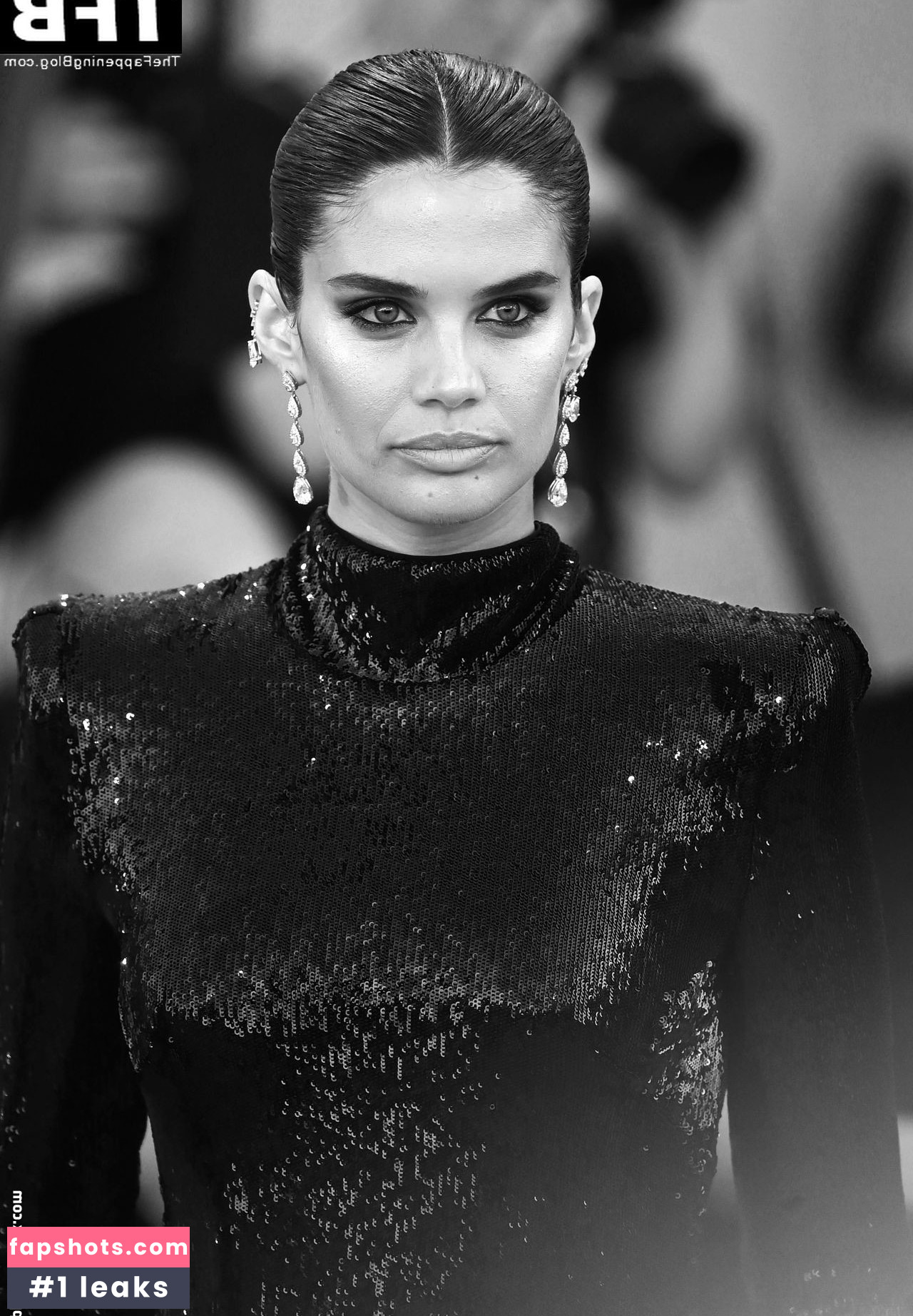 Sara Sampaio gallery photo #320