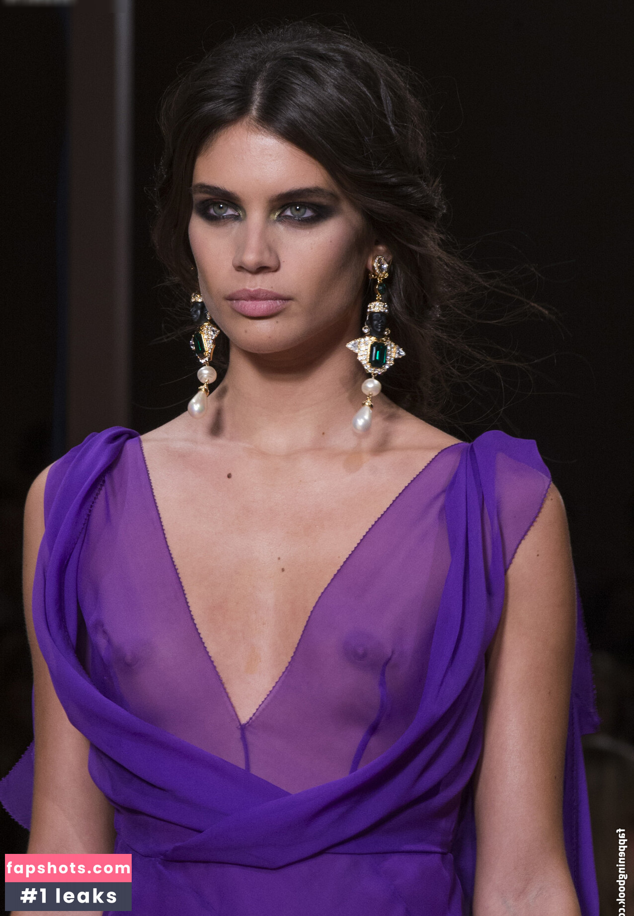 Sara Sampaio gallery photo #49