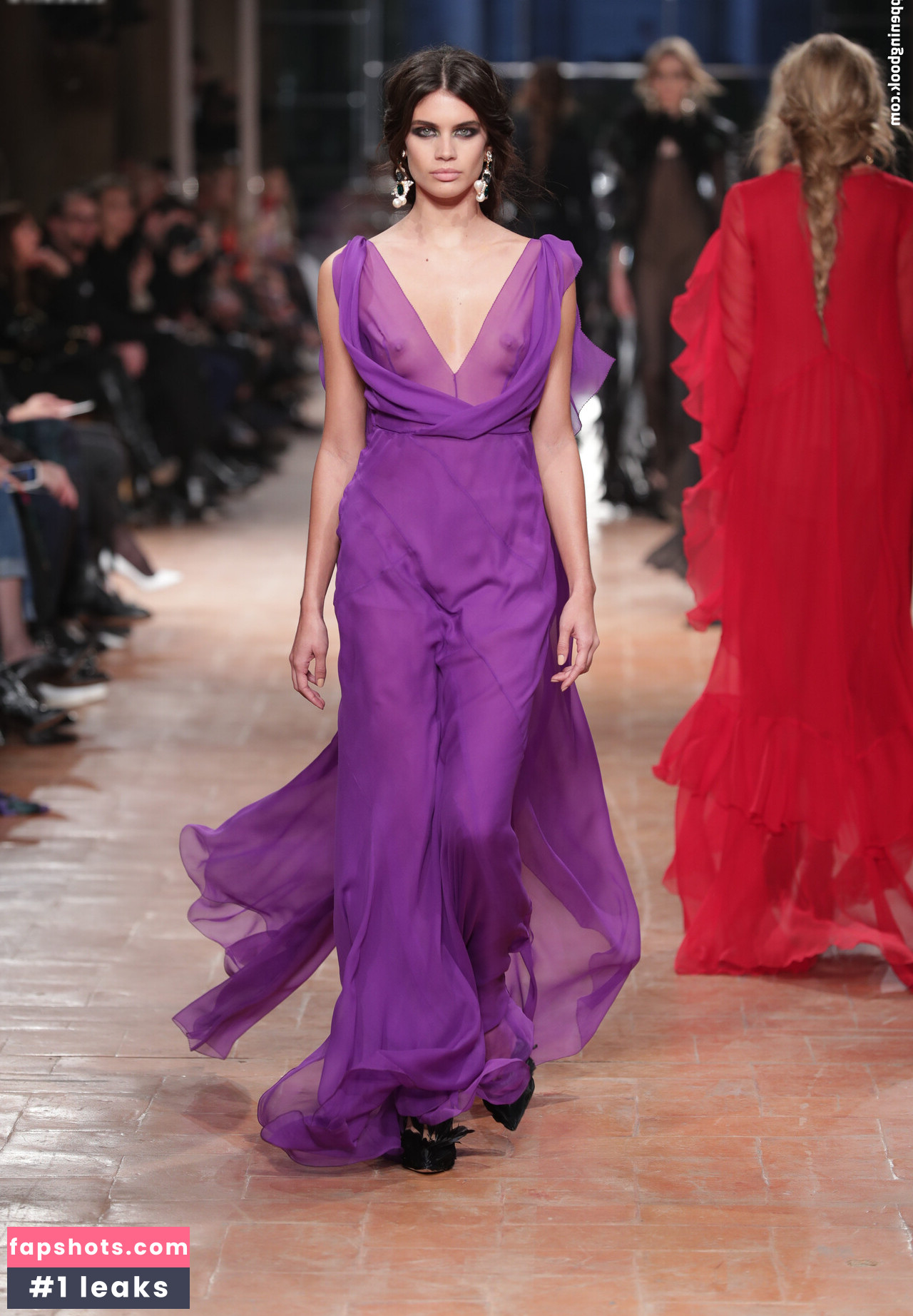 Sara Sampaio gallery photo #51