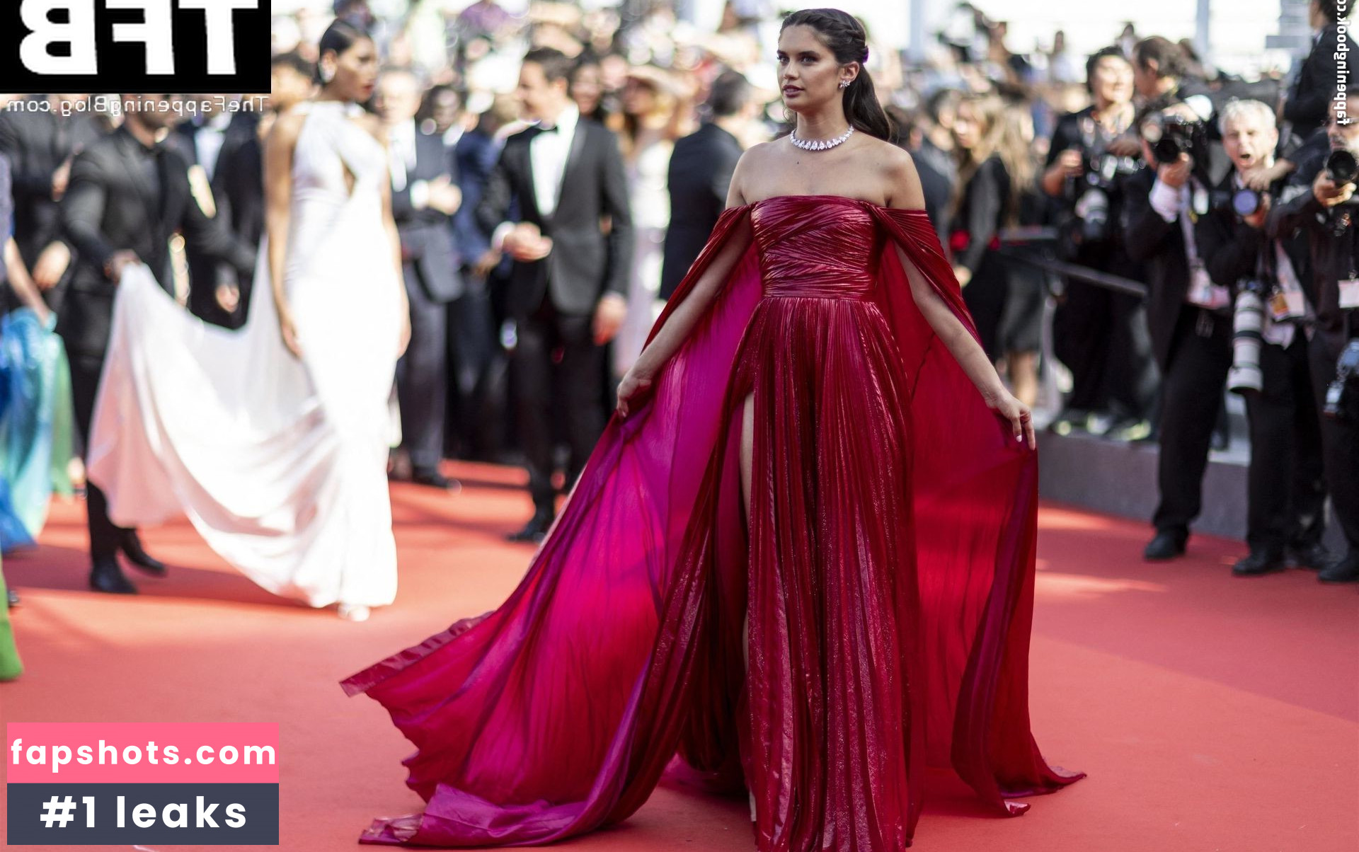 Sara Sampaio gallery photo #526