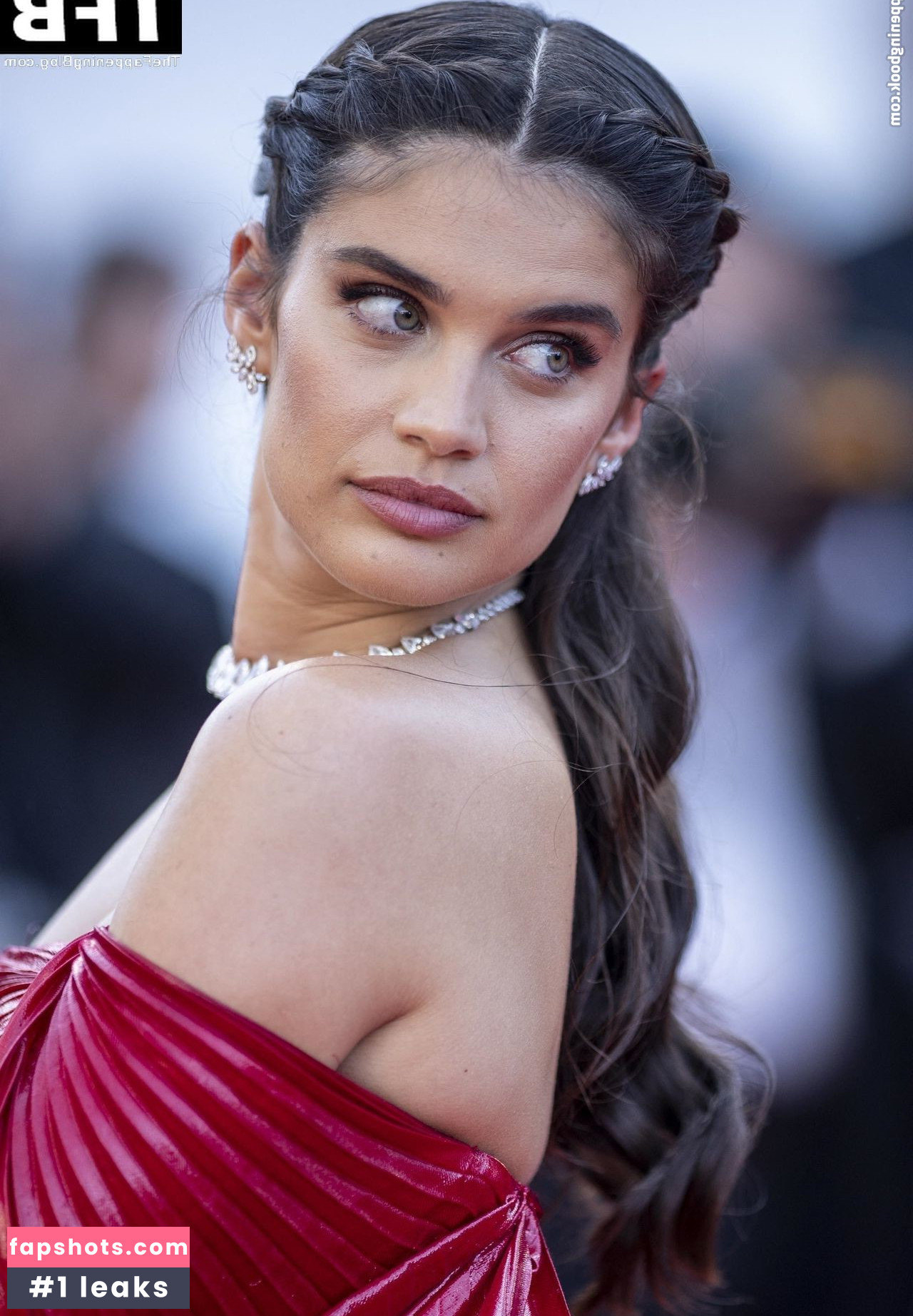 Sara Sampaio gallery photo #533