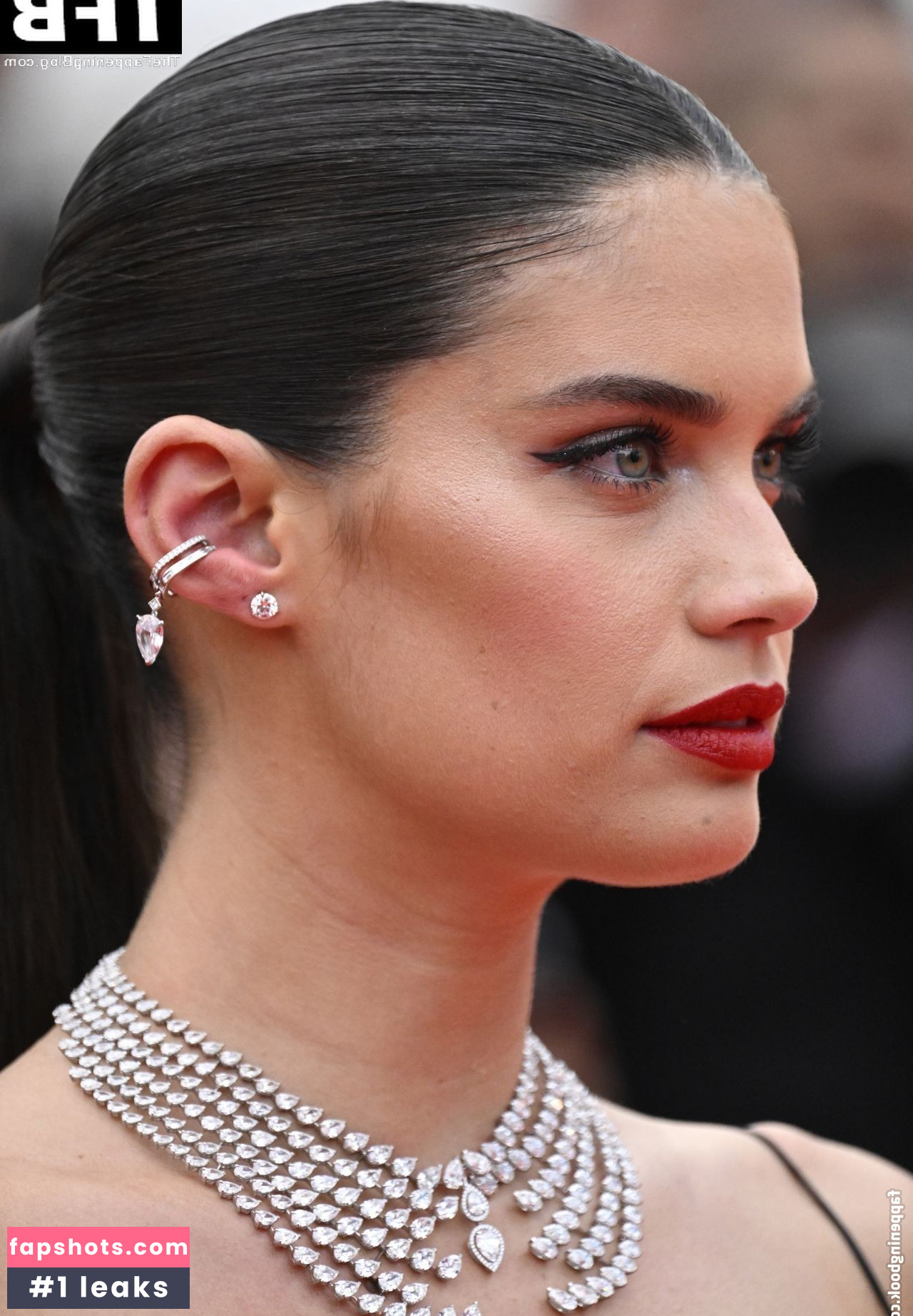 Sara Sampaio gallery photo #583