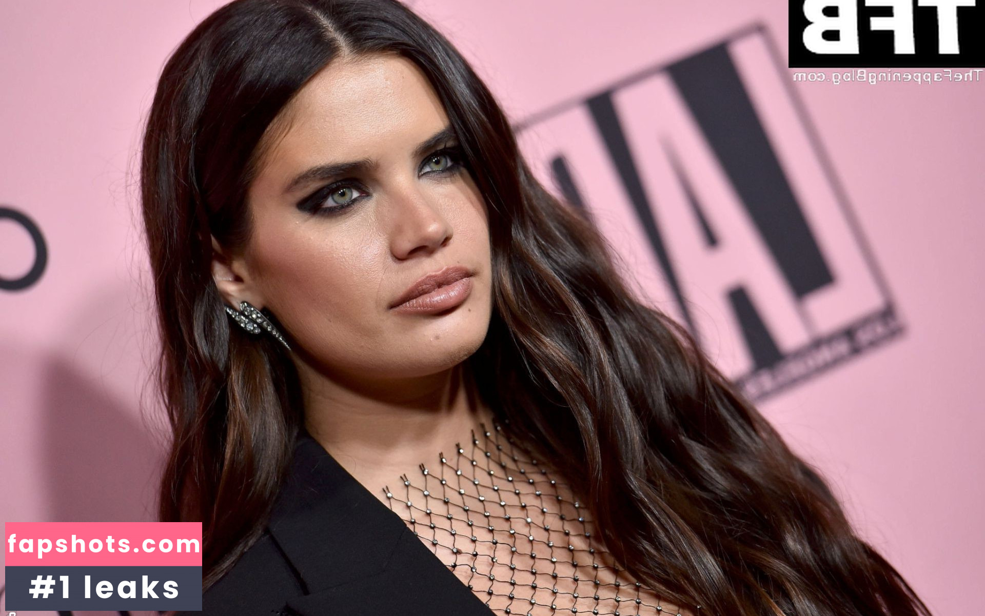 Sara Sampaio gallery photo #849