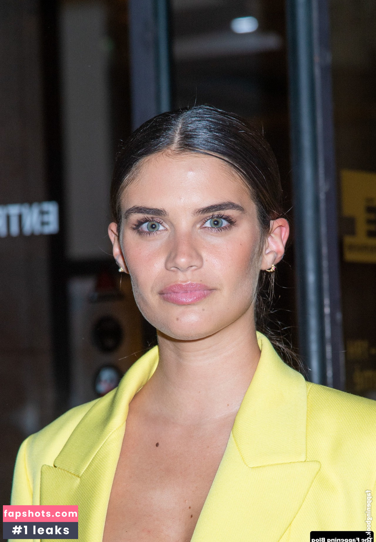 Sara Sampaio gallery photo #908