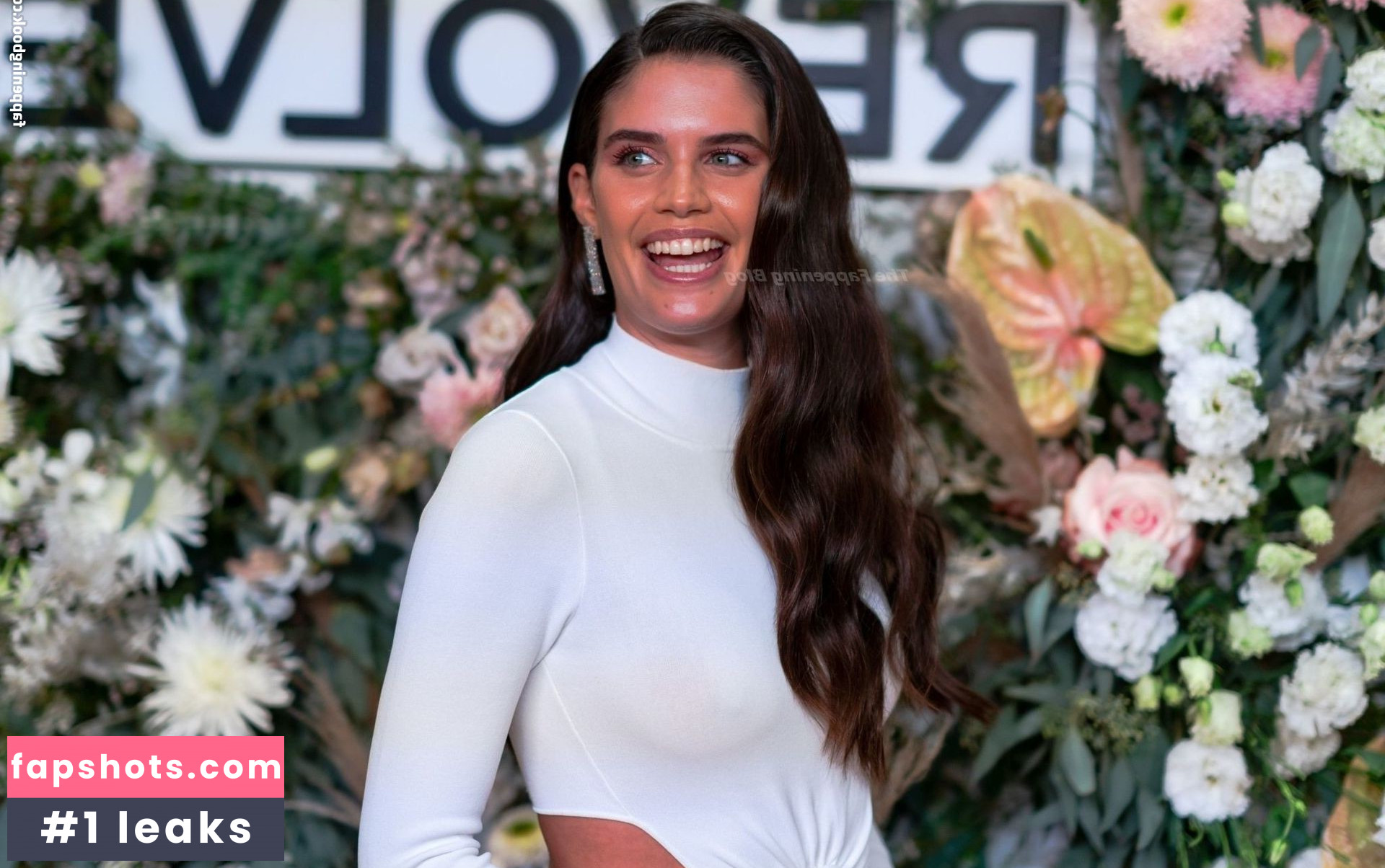 Sara Sampaio gallery photo #963