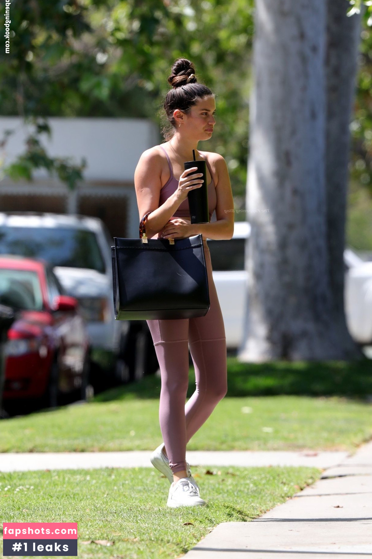 Sara Sampaio gallery photo #994