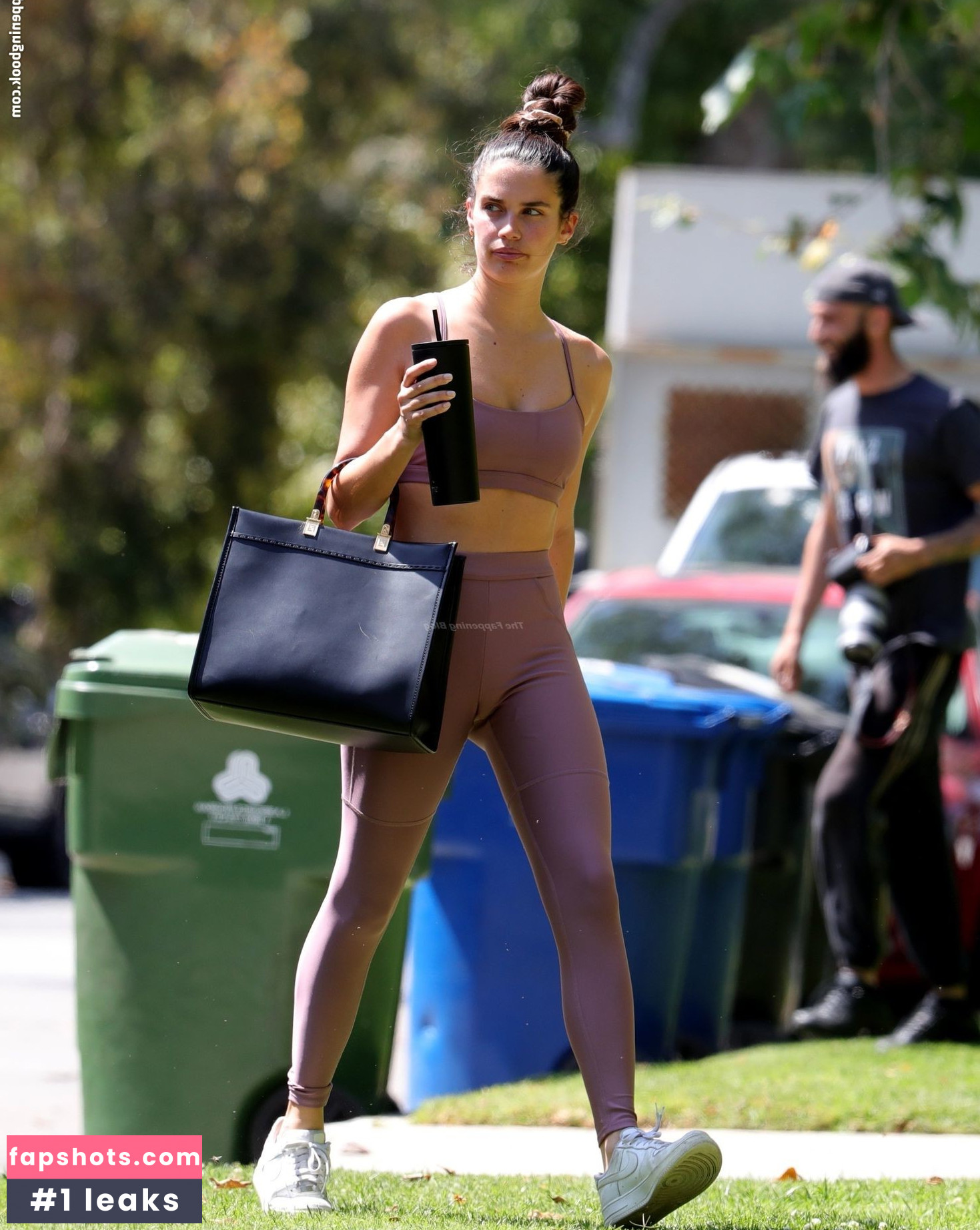 Sara Sampaio gallery photo #996