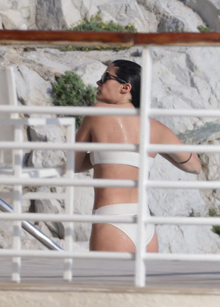 sara-sampaio Filtración Desnuda OnlyFans Foto #299 - Fapshots