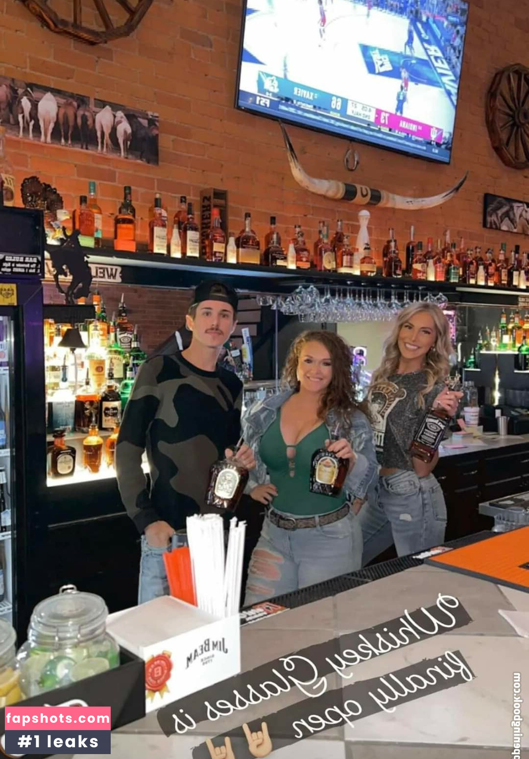 Sara Staley gallery photo #100