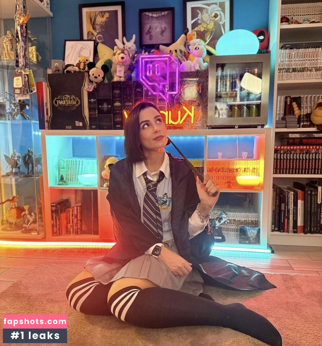 Sara Stefanizzi nude babe gallery