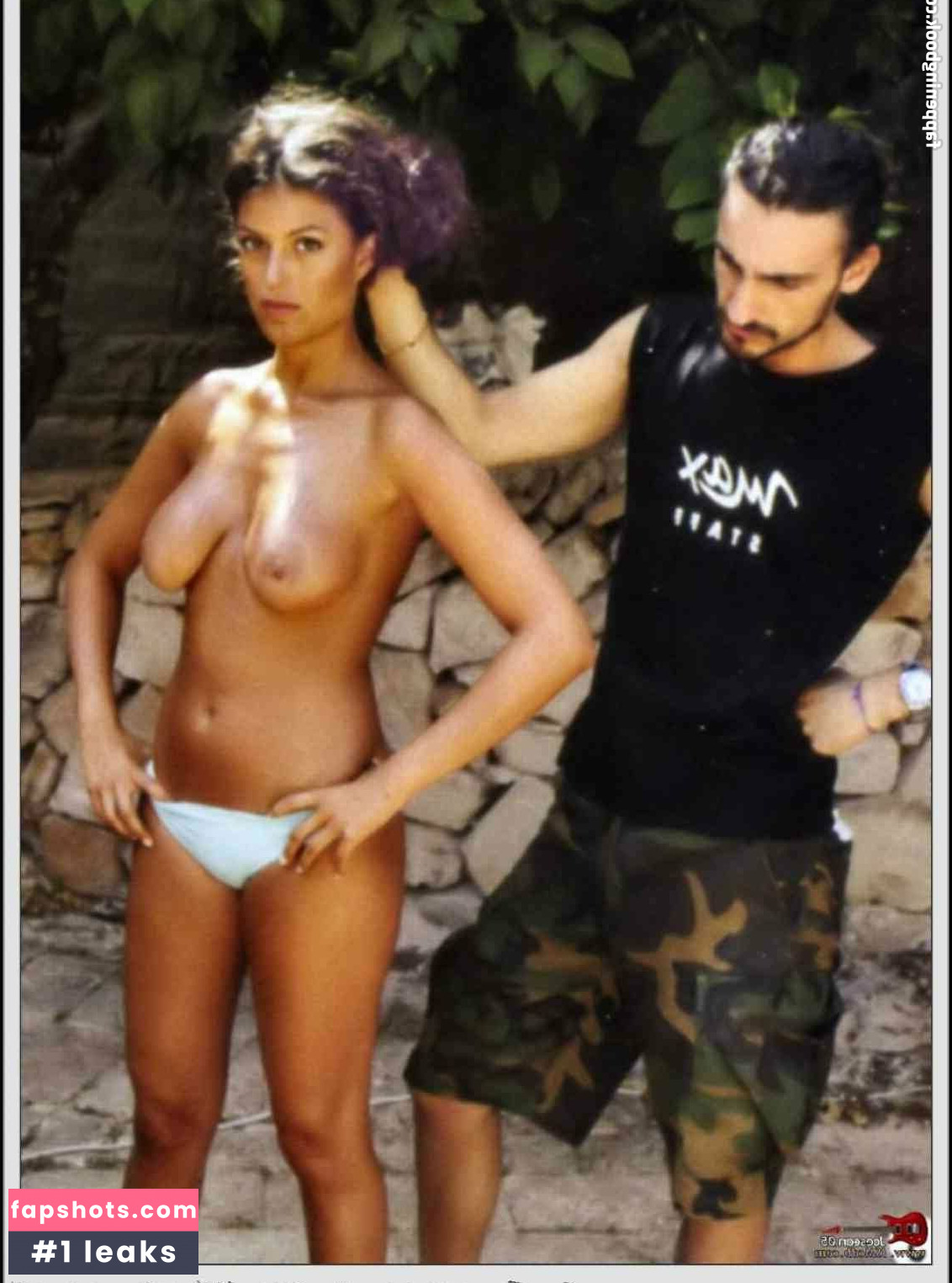 Sara Tommasi gallery photo #22