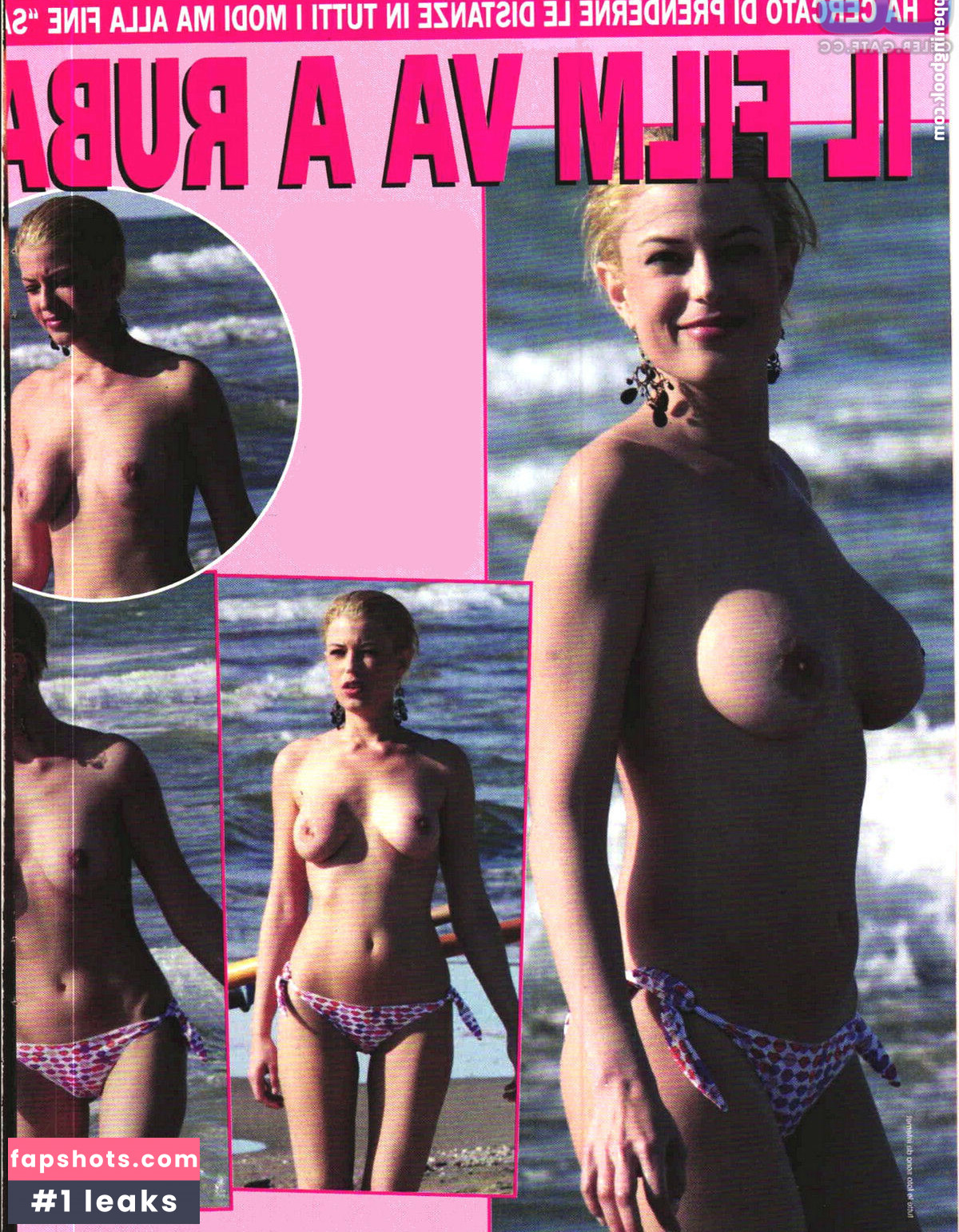 Sara Tommasi gallery photo #7