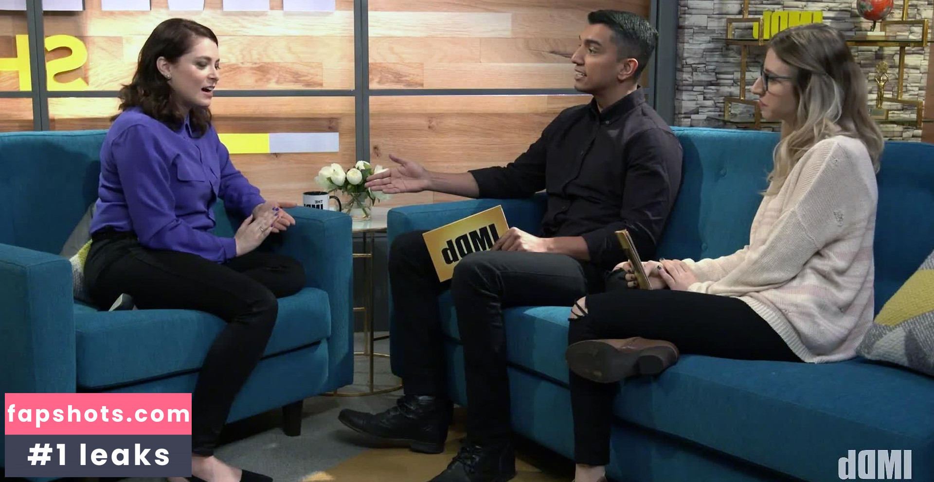 Sara Vickers gallery photo #2