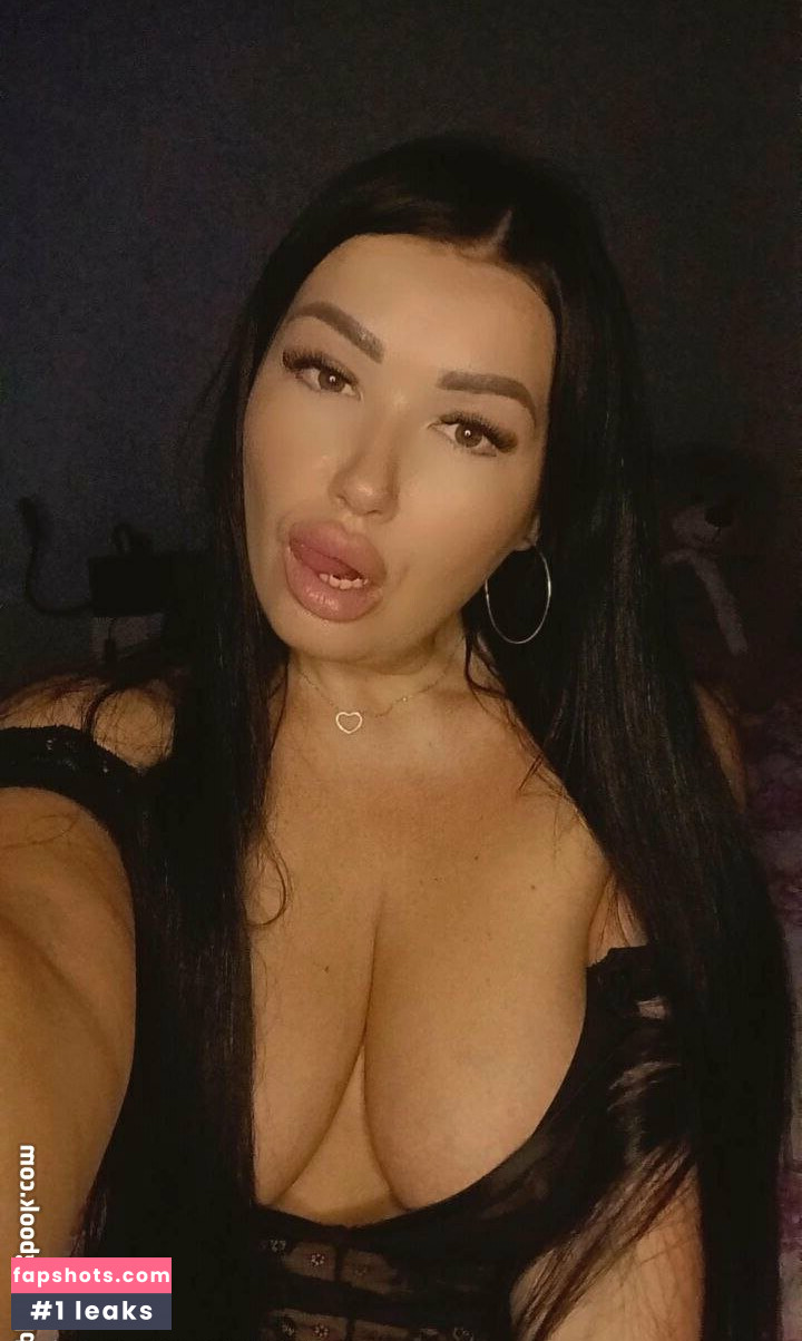 sarabig gallery photo #5