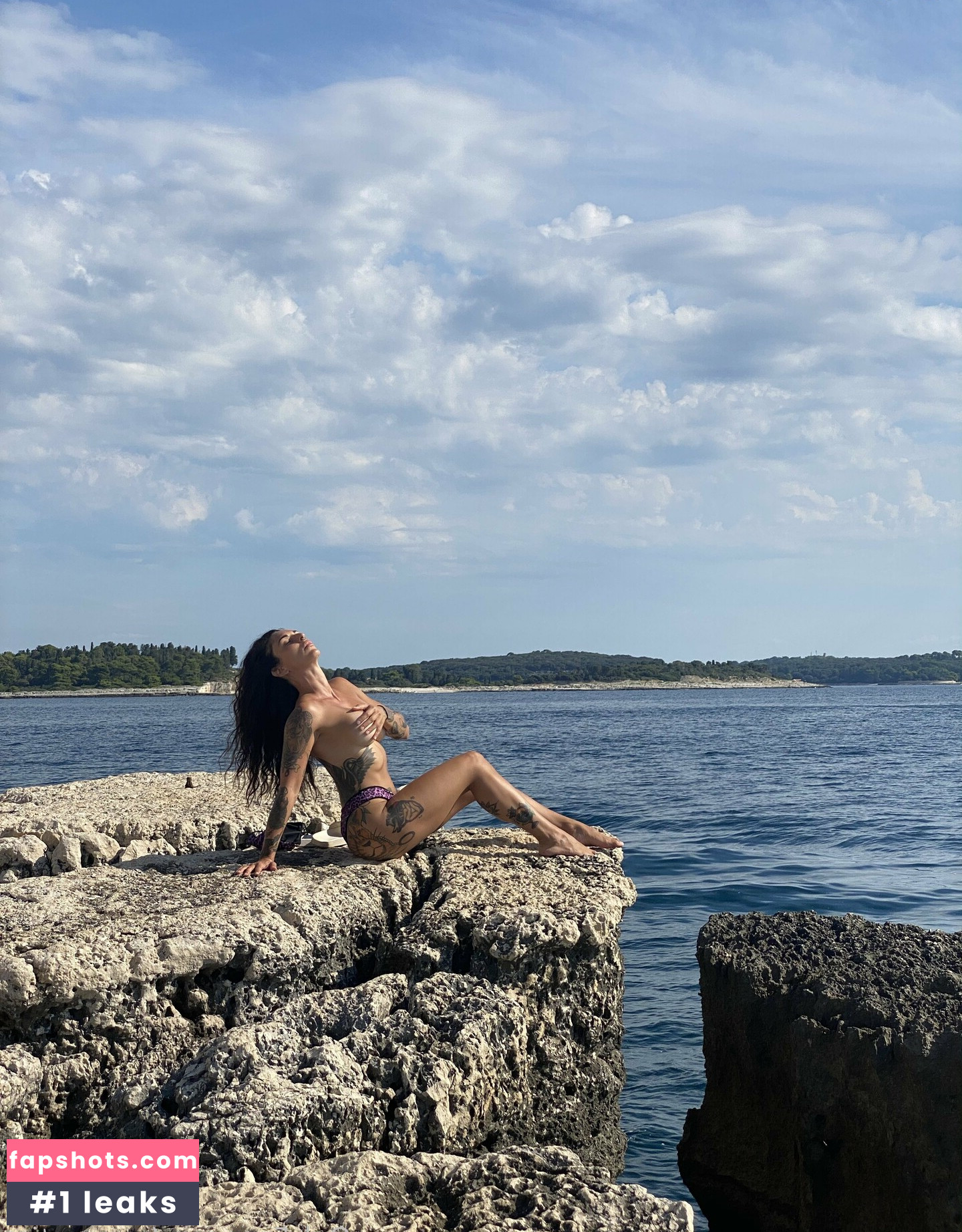 saraesotica gallery photo #12