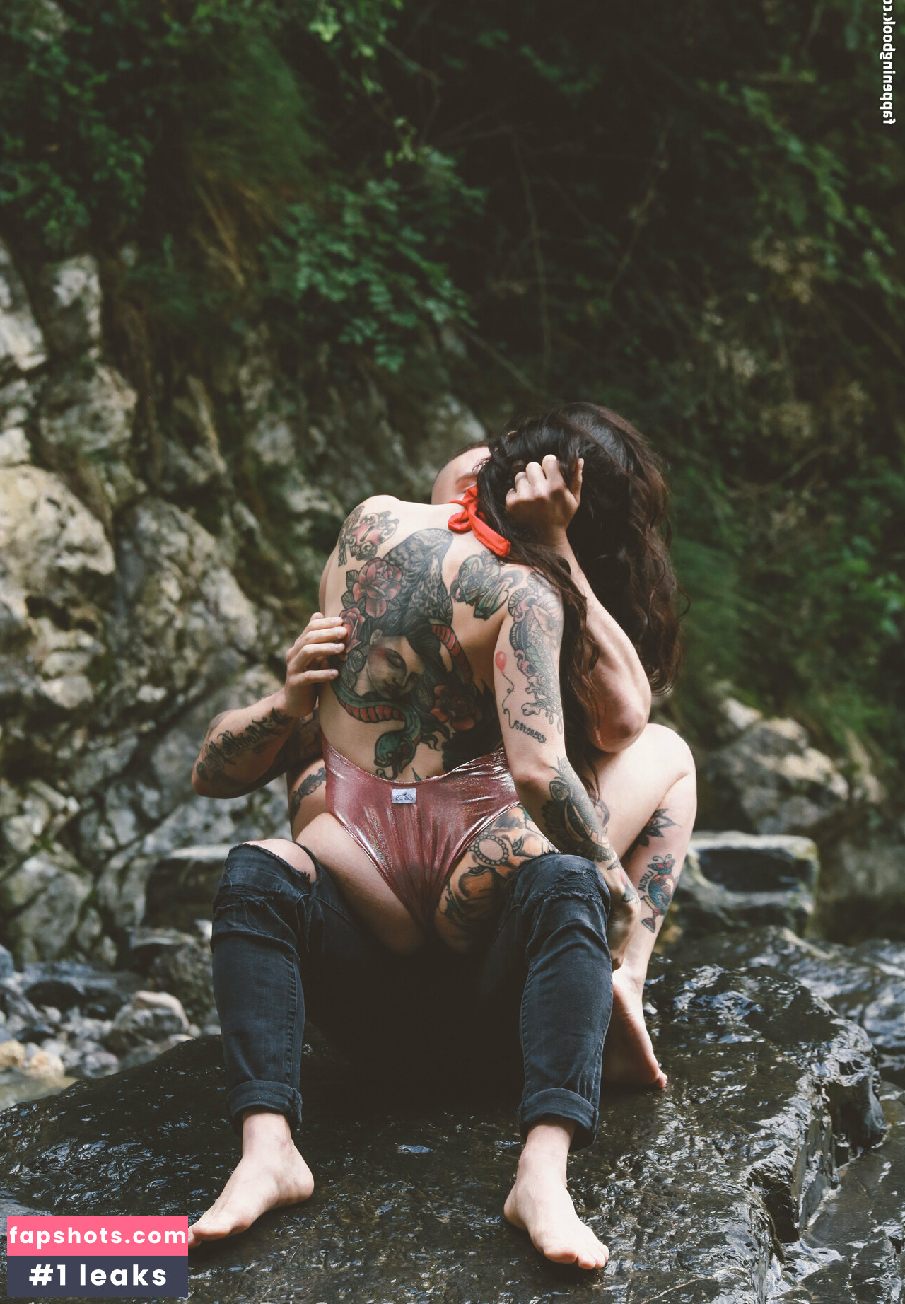 saraesotica gallery photo #8