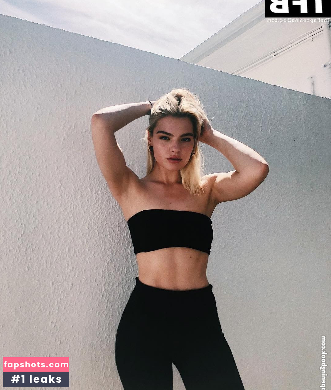 Sarah Almoril gallery photo #33