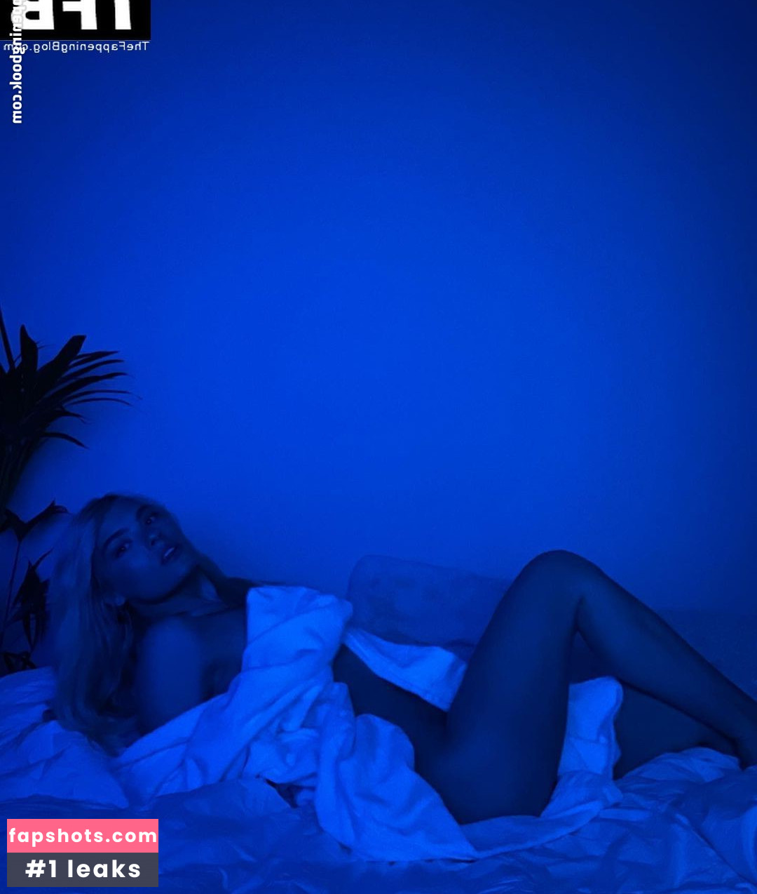 Sarah Almoril gallery photo #10