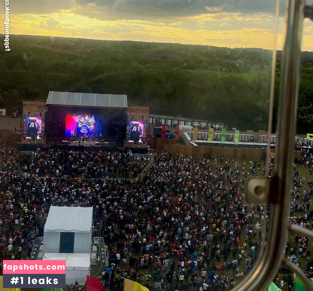 Sarah Anne Hooper gallery photo #17