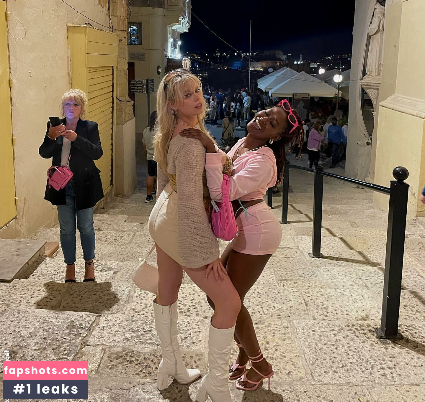 Sarah Anne Hooper gallery photo #3