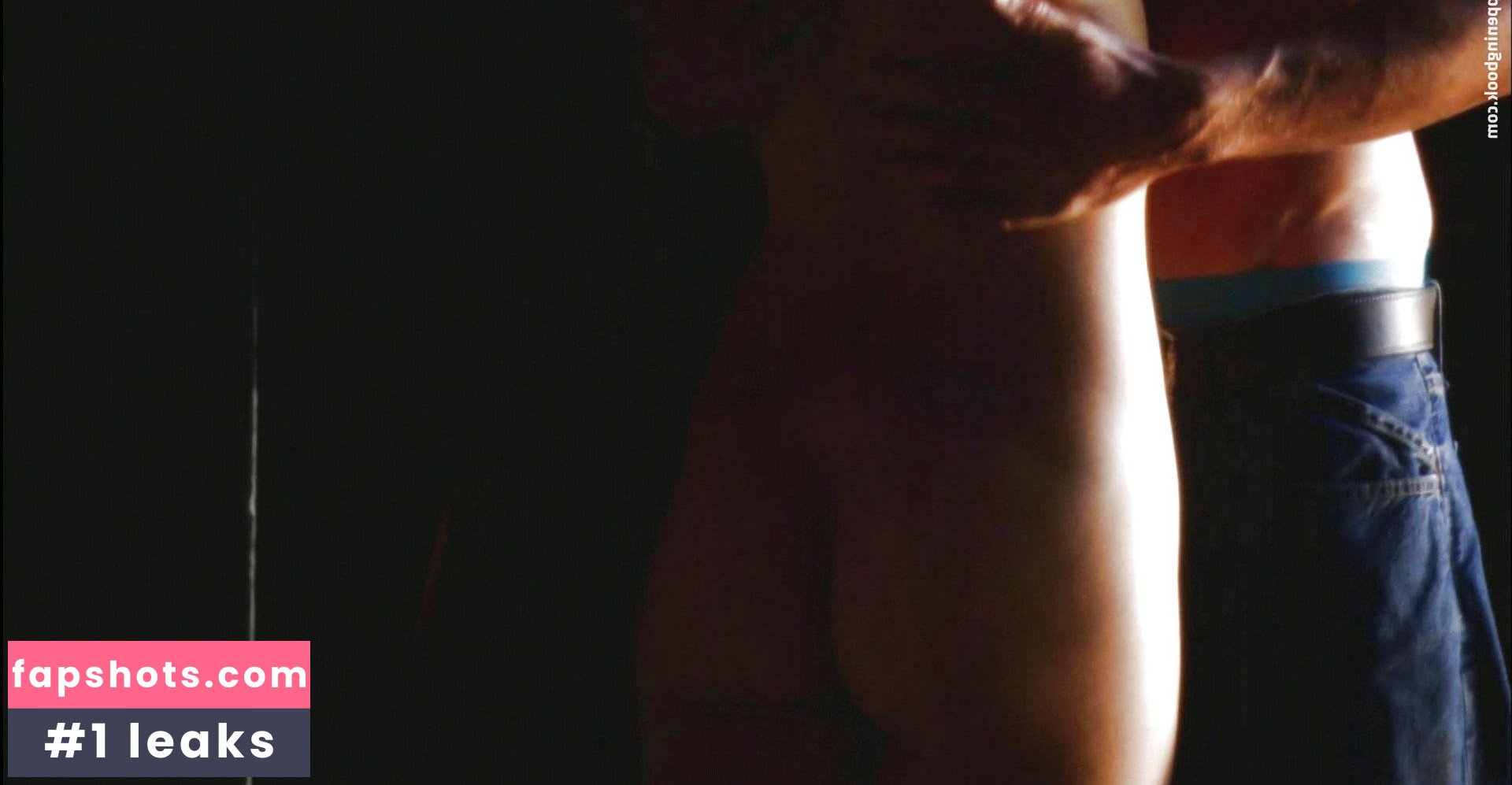 Sarah Blake gallery photo #32