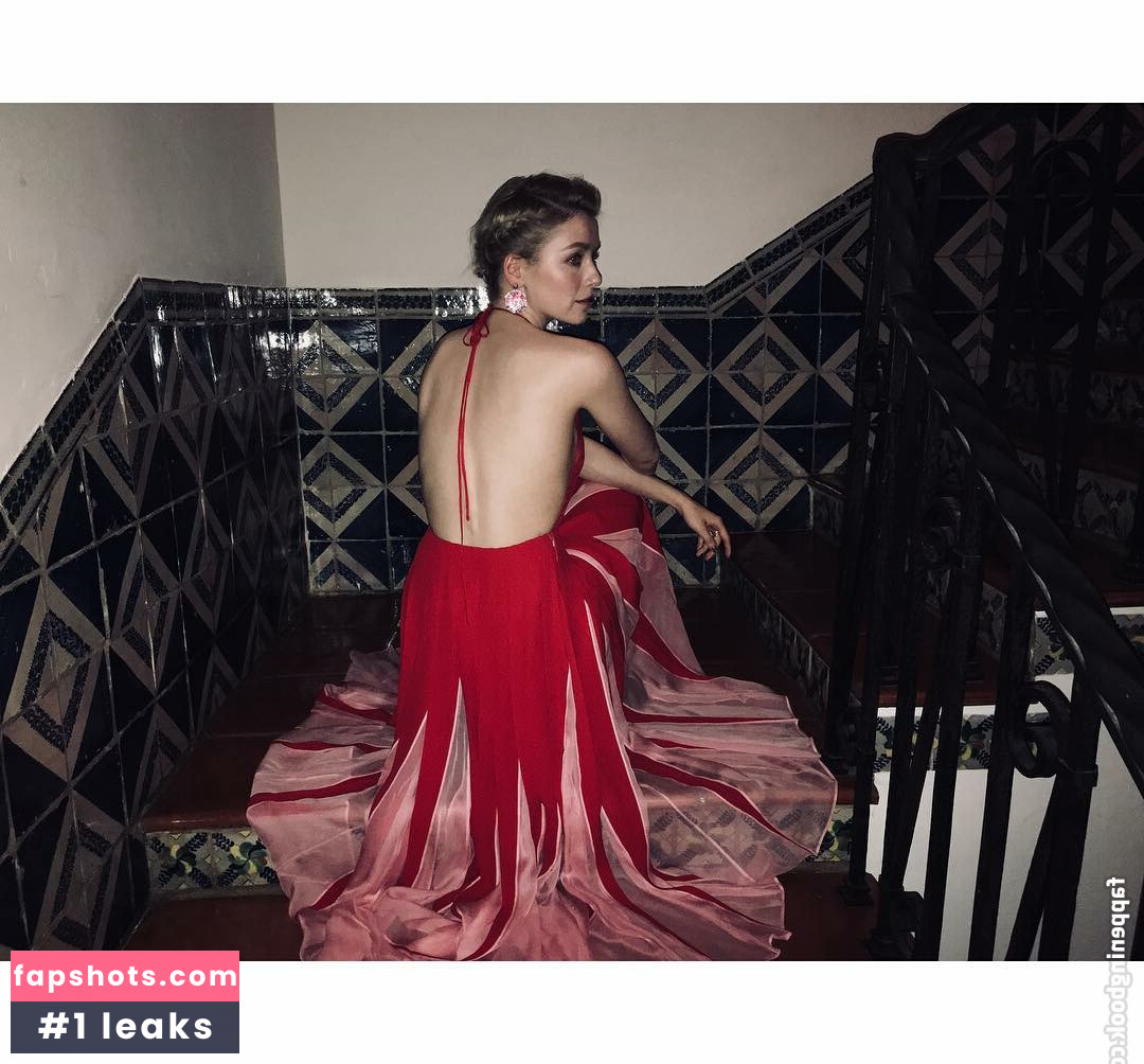 Sarah Bolger gallery photo #11