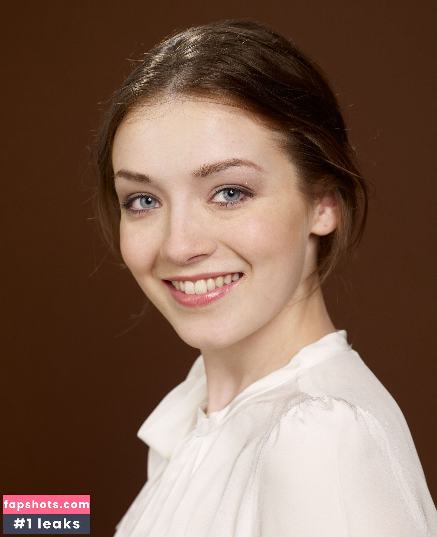 Sarah Bolger gallery photo #13
