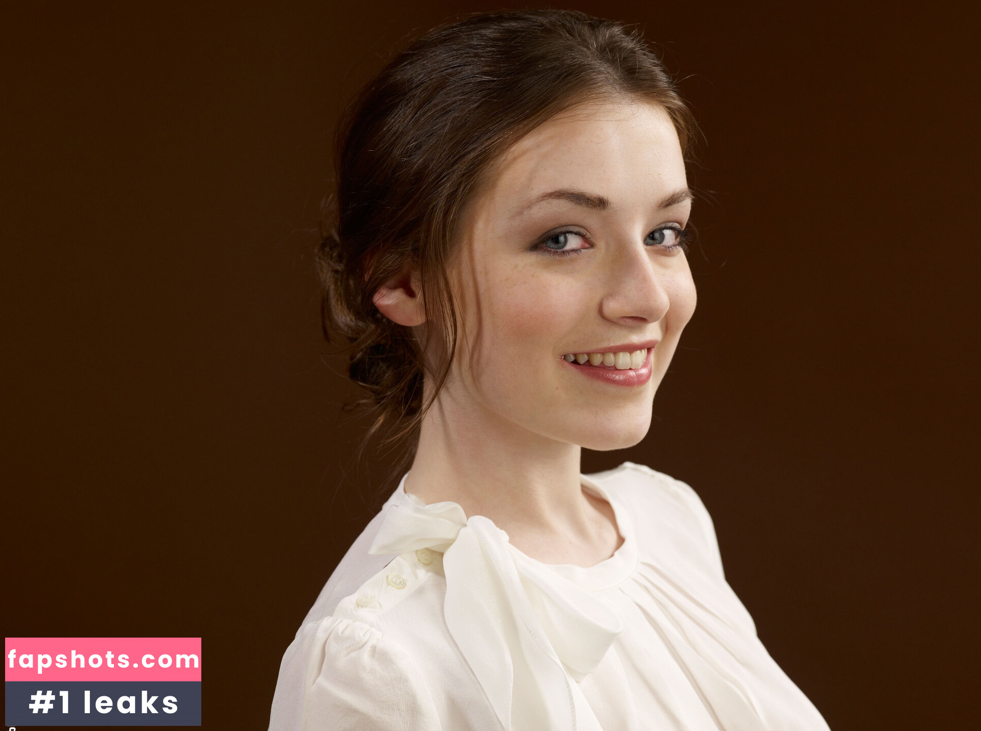 Sarah Bolger gallery photo #15