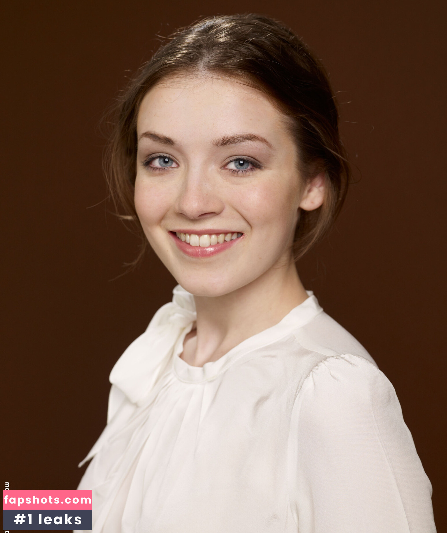 Sarah Bolger gallery photo #17