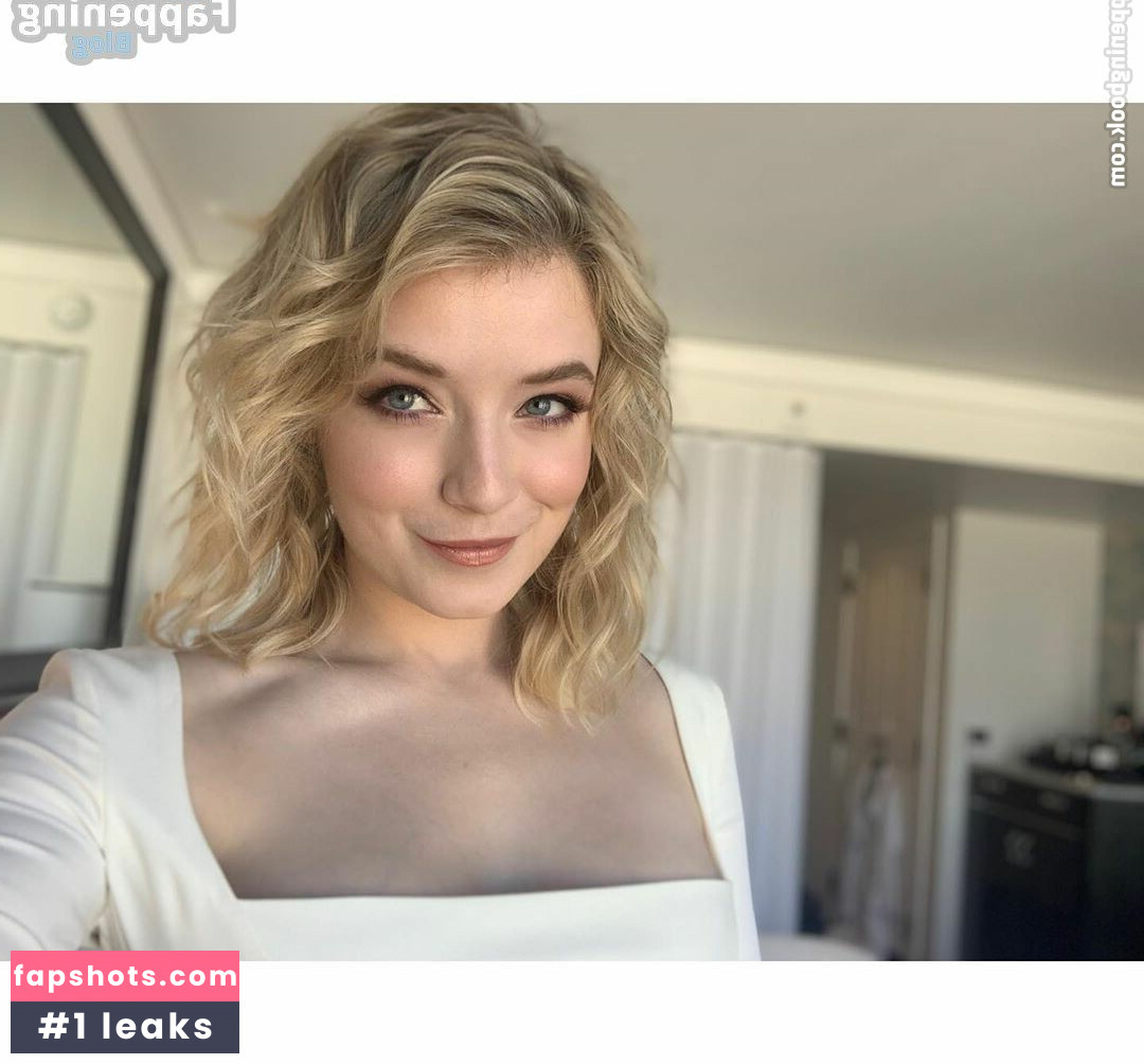 Sarah Bolger gallery photo #26