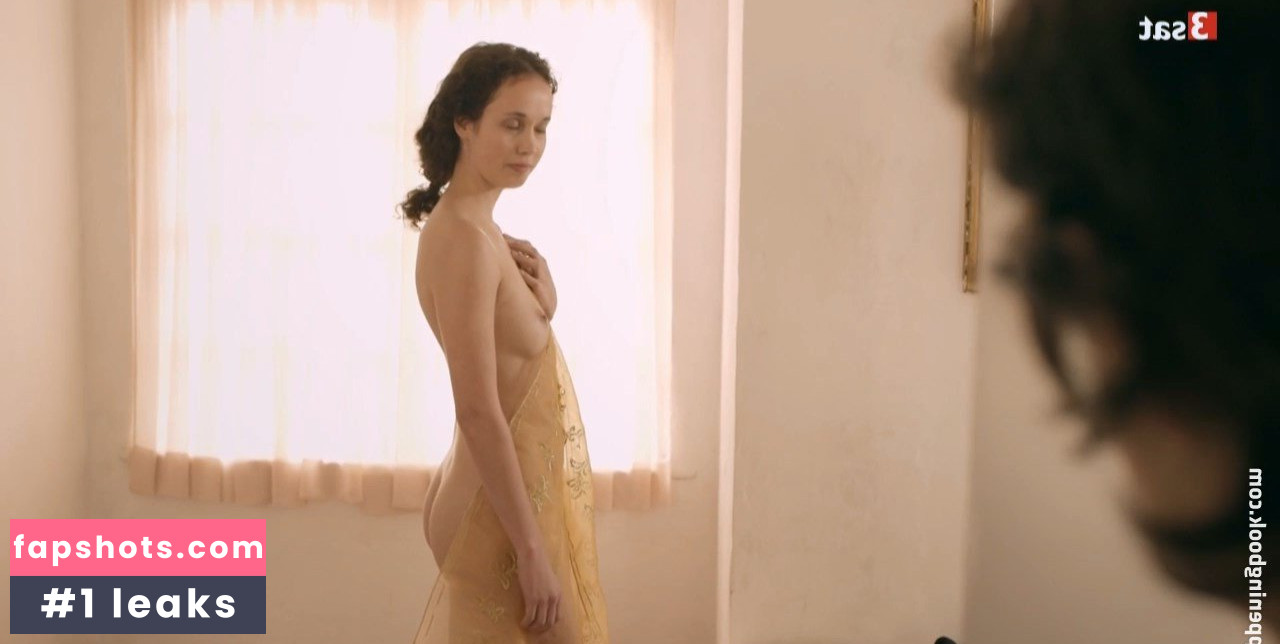 Sarah Born Filtración Desnuda OnlyFans Foto #10 - Fapshots