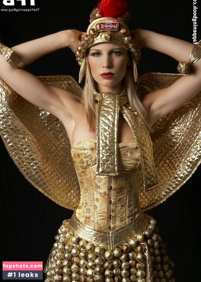 Sarah Brandner gallery photo #8