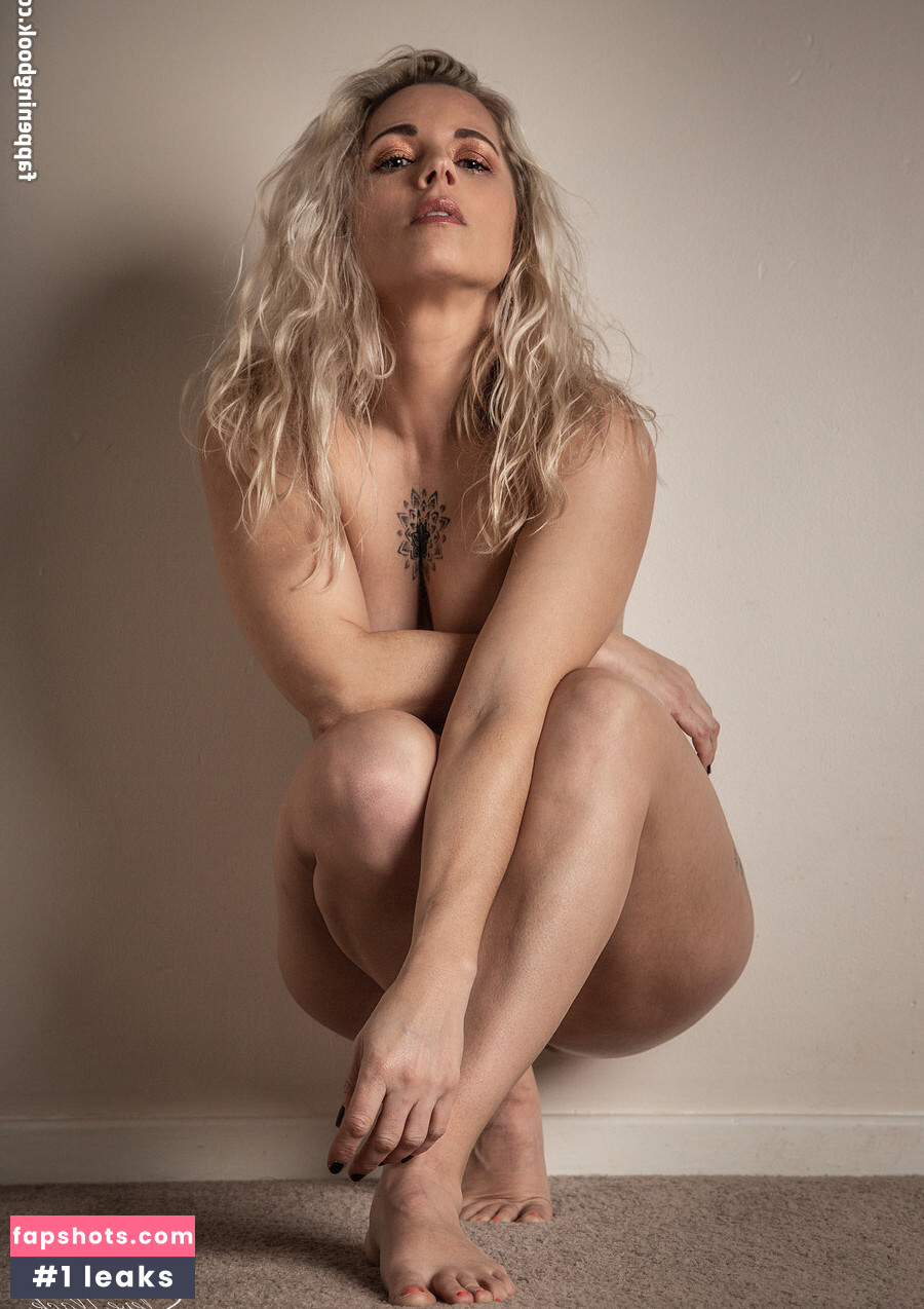 Sarah Burdy gallery photo #4