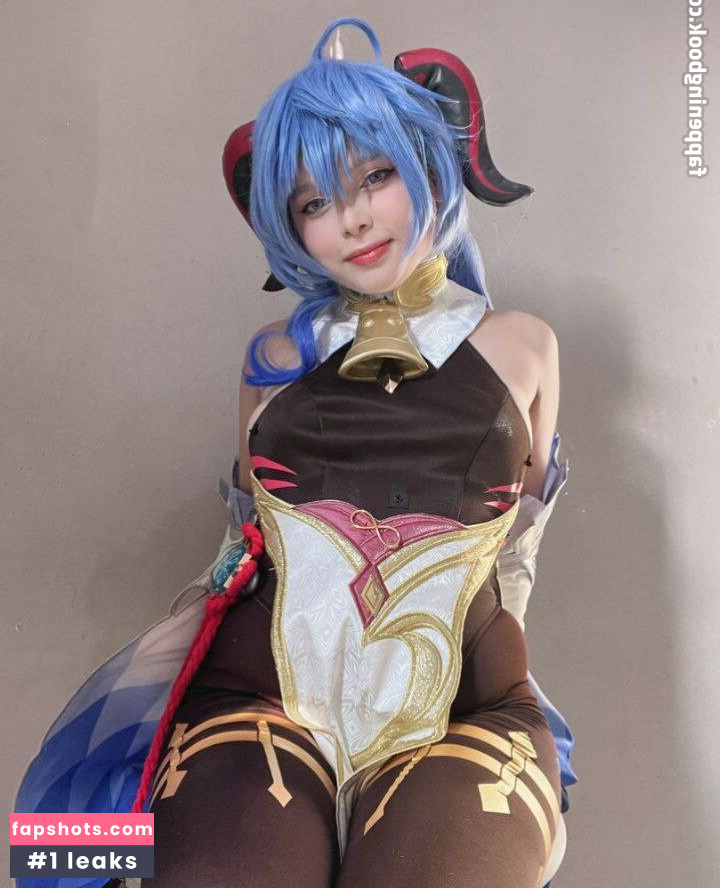 Sarah Carvalho gallery photo #183