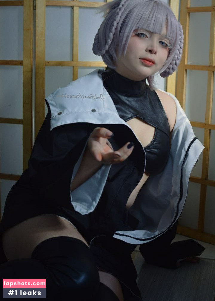 Sarah Carvalho gallery photo #192