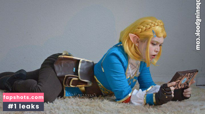 Sarah Carvalho gallery photo #71