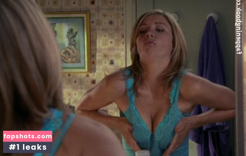 Sarah Chalke gallery photo #110