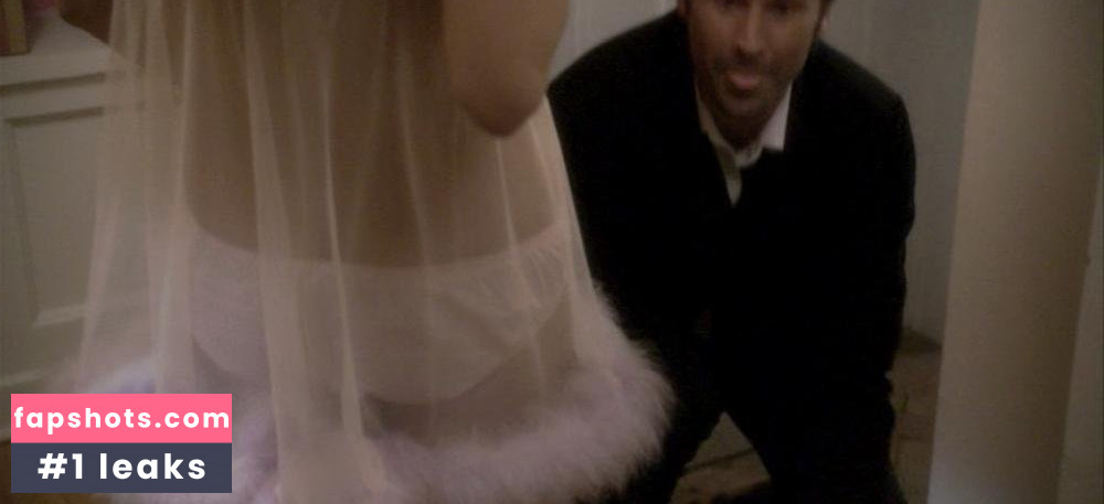 Sarah Chalke gallery photo #117