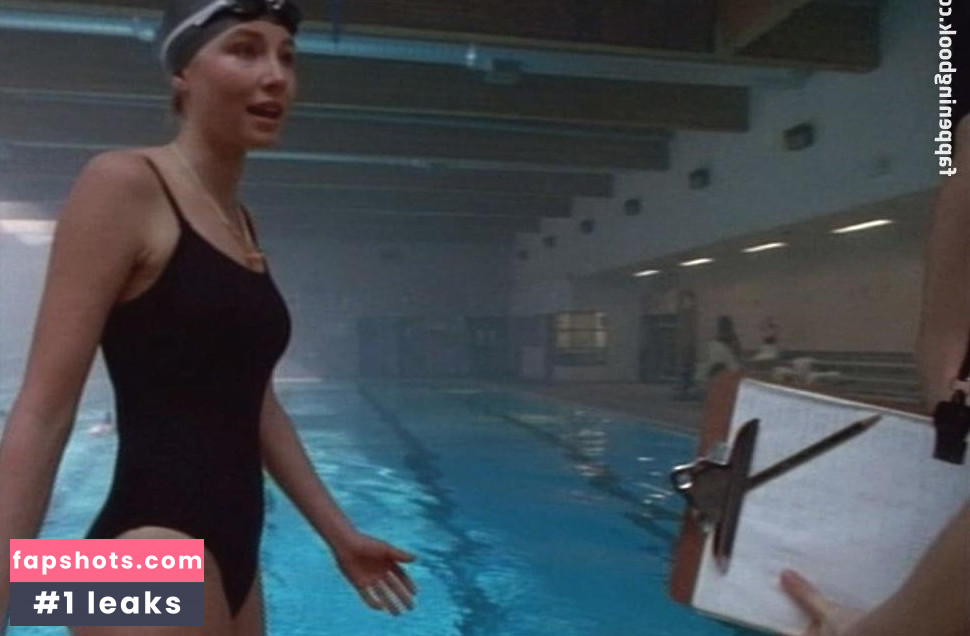 Sarah Chalke gallery photo #123