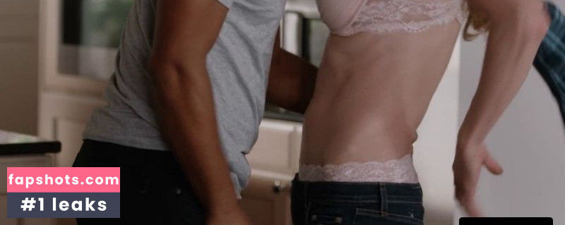 Sarah Chalke gallery photo #51