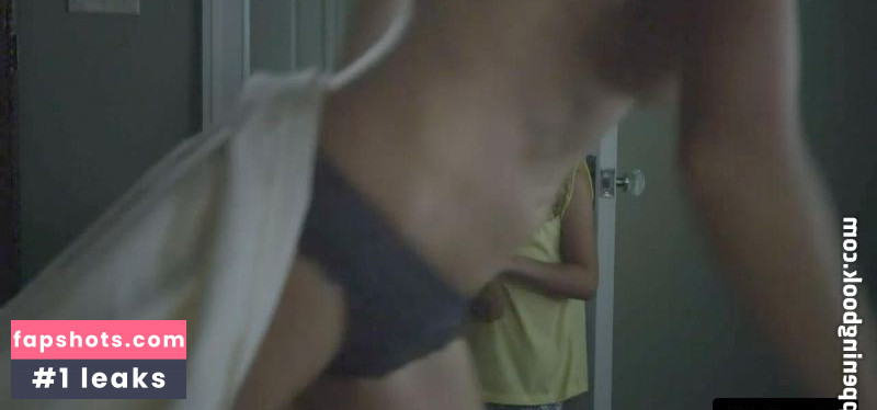 Sarah Chalke gallery photo #60