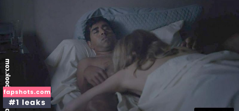 Sarah Chalke gallery photo #61